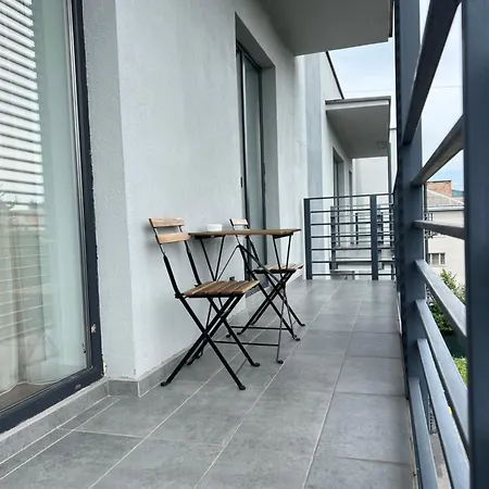 петра дорошенка 4а *